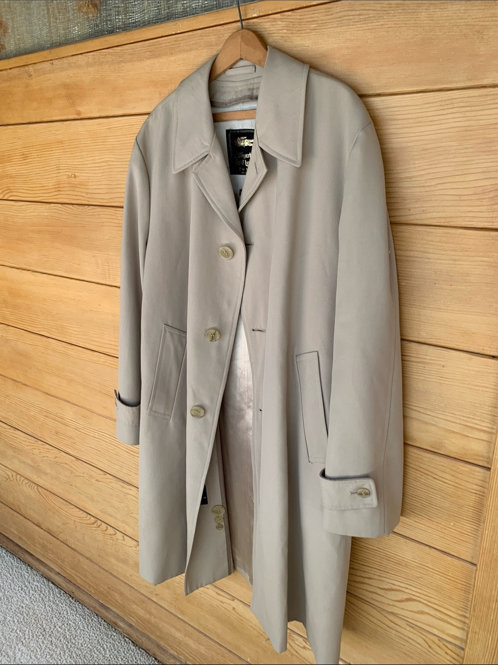 Men's Beige Single-Breasted Trench Coat - Classic Tailored Overcoat